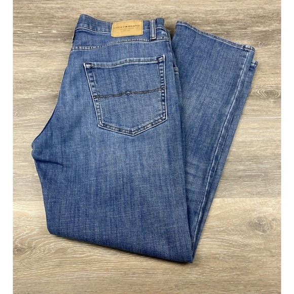 Lucky Brand Other - Lucky Brand Jeans Mens 33X30 223 Straight Leg Denim Light Blue Light Was Pants